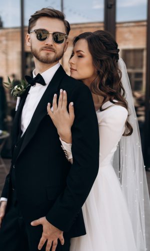 Stylish,Newly,Married,European,Couple.,The,Bride,In,White,Dress